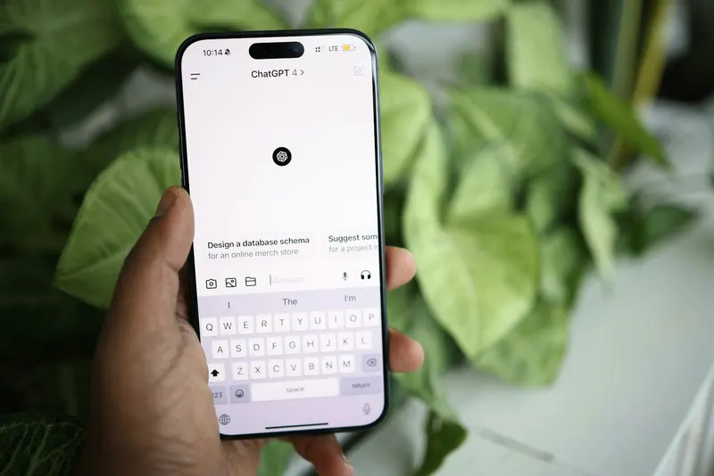 ChatGPT ouvert sur un smartphone
