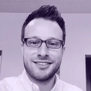 Pierre, Chef de projet SEO (Responsable pôle E-réputation)